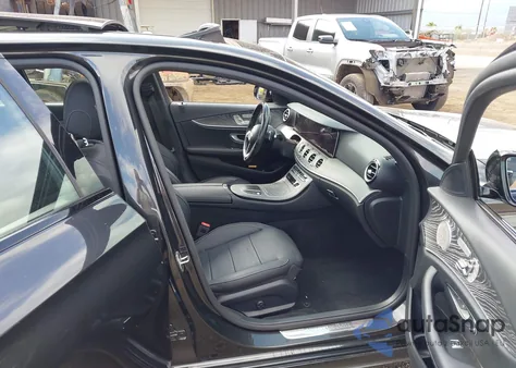 2022 Mercedes-Benz E 350 from USA, damaged, VIN W1KZF8DB0NB097962